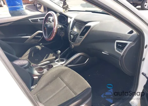 2013 Hyundai Veloster Base W/Black z USA, uszkodzony, nr VIN KMHTC6AD4DU173426